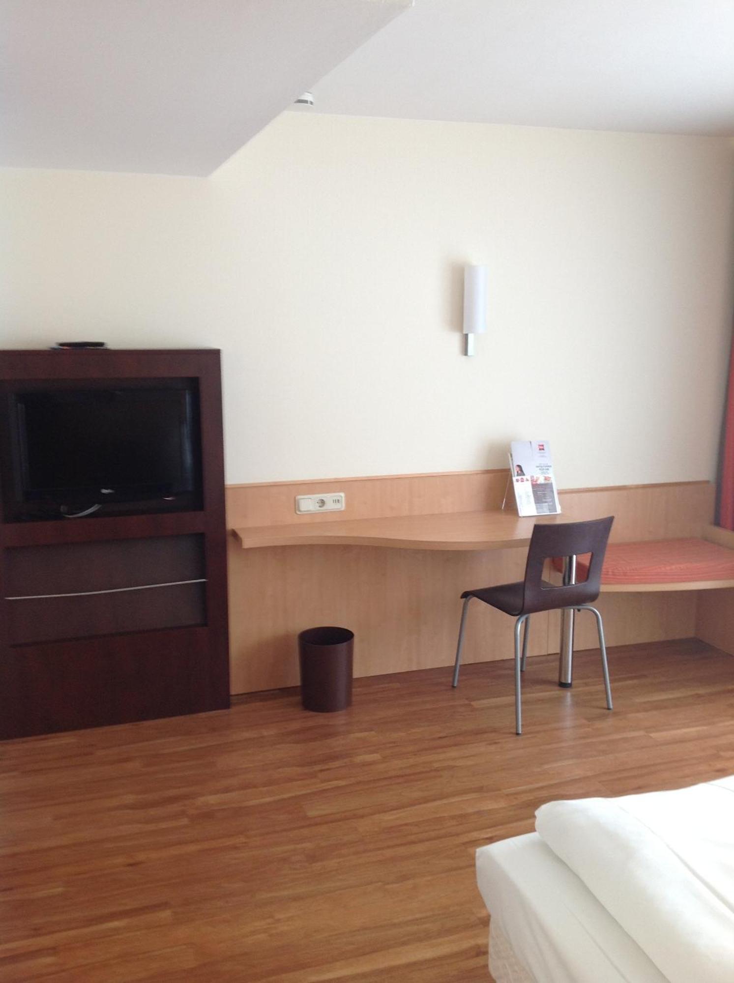 Saar City Hotel Saarbrücken Quarto foto